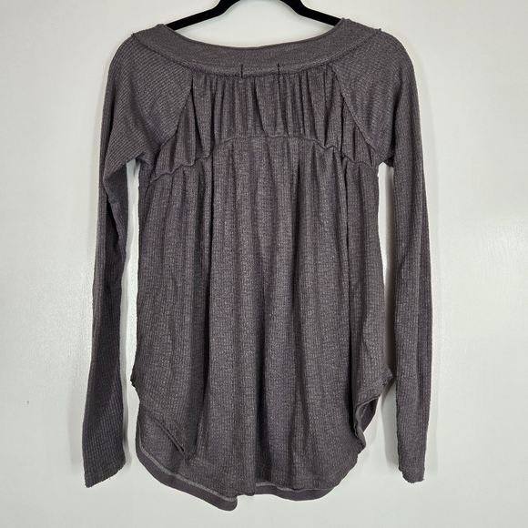 Free People Must Have Henley Gray Waffle Thermal Top Size XS Long Sleeve Light - Picture 3 of 11
